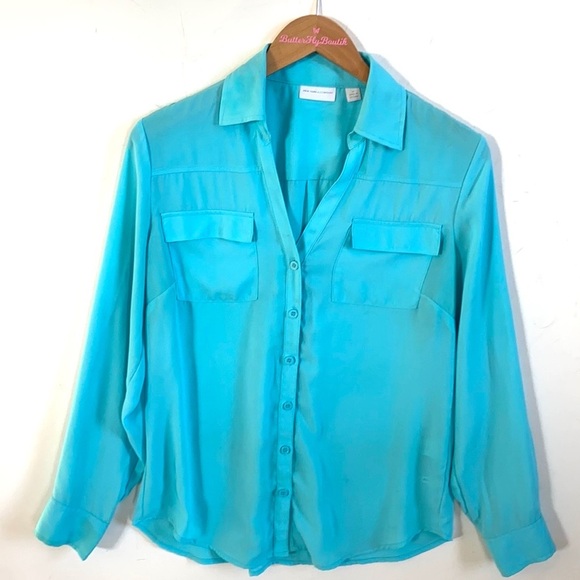 New York & Co. Teal long sleeve blouse with 3/4 roll tab sleeves, size M - Picture 2 of 5